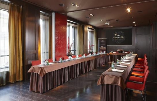 Buddha-Bar Hotel Budapest Klotild Palace