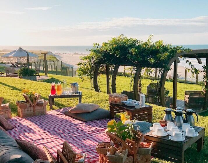 Carmel Charme Resort