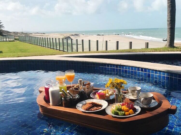 Carmel Charme Resort