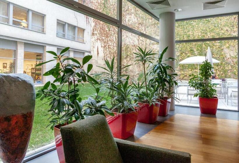 City Gardens Hotel & Wellness