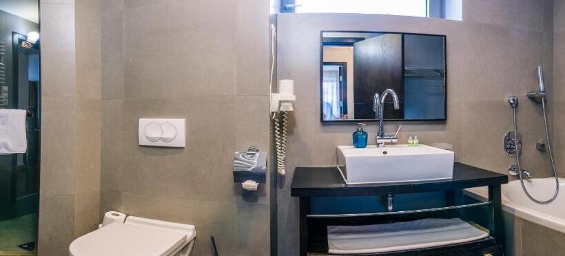 City Gardens Hotel & Wellness