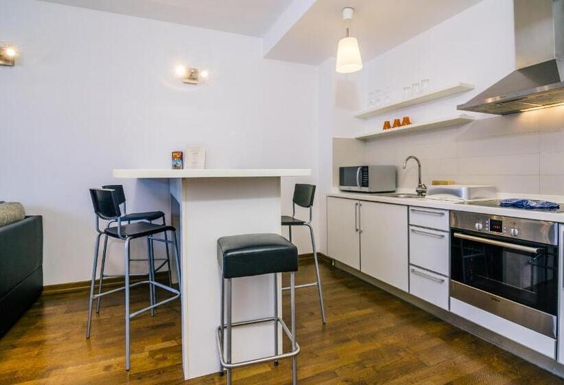 City Gardens Hotel & Wellness