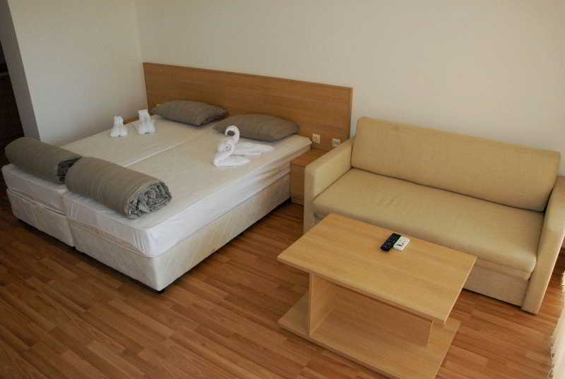 Corsica Aparment Complex