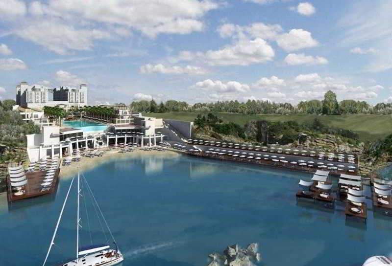 Cratos Premium Hotel Casino & Spa