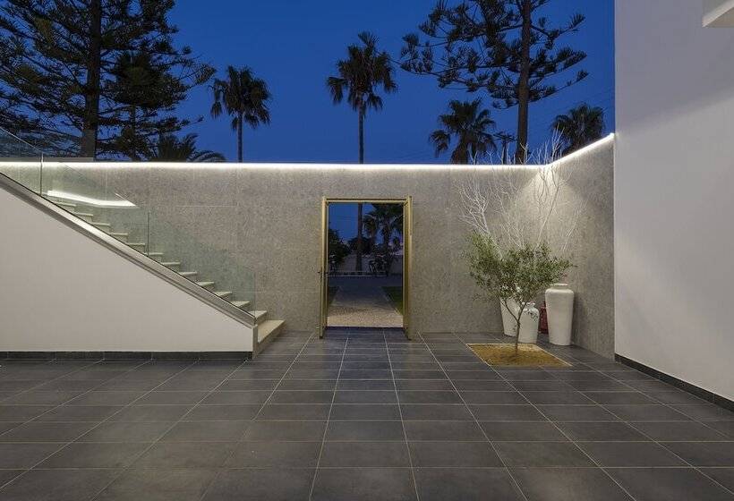 Diamond Boutique Hotel