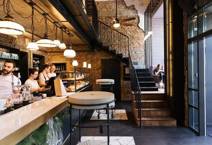 Greguar Hotel By Uhm