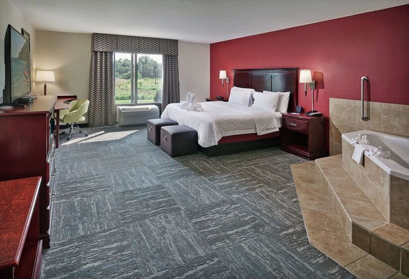 Hampton Inn & Suites Millington