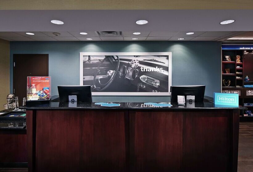 Hampton Inn & Suites Millington