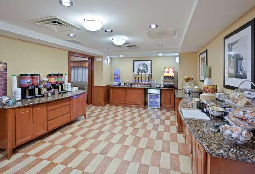 Hampton Inn Detroit/uticashelby Township