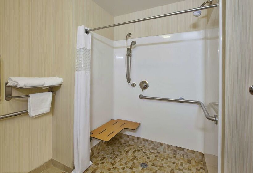 Hampton Inn Detroit/uticashelby Township