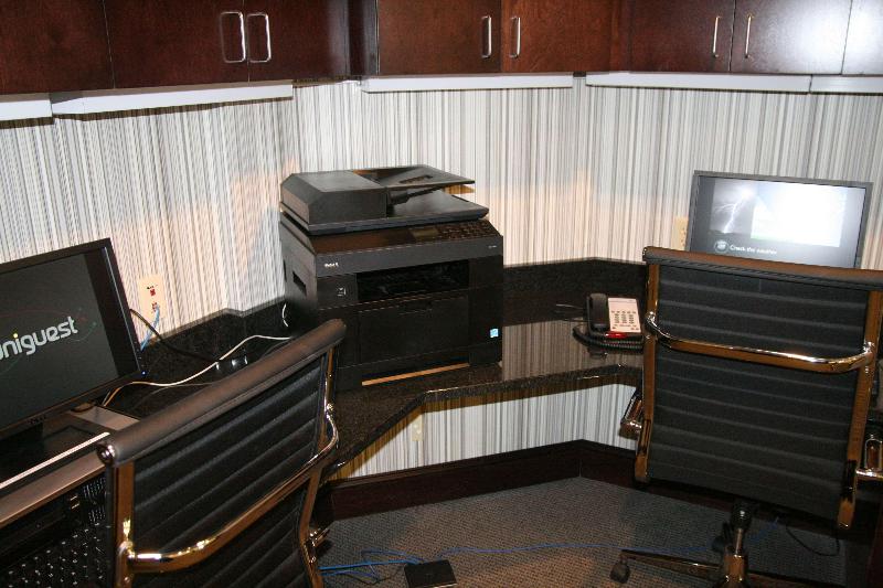 Hampton Inn & Suites Athens I 65