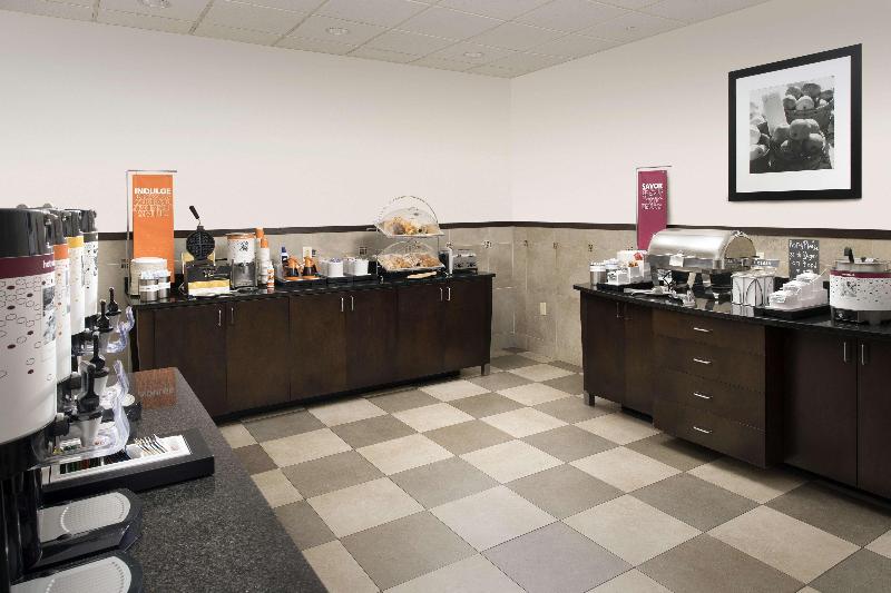 Hampton Inn & Suites Athens I 65