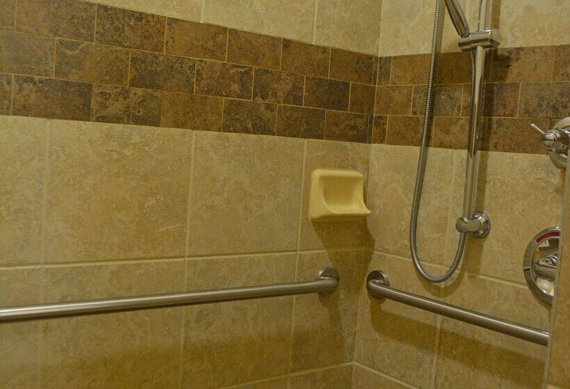 Hampton Inn & Suites Buffalo