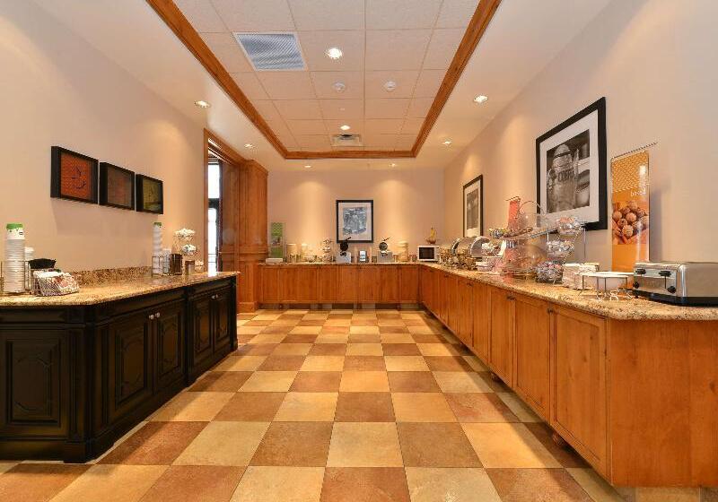 Hampton Inn & Suites Buffalo