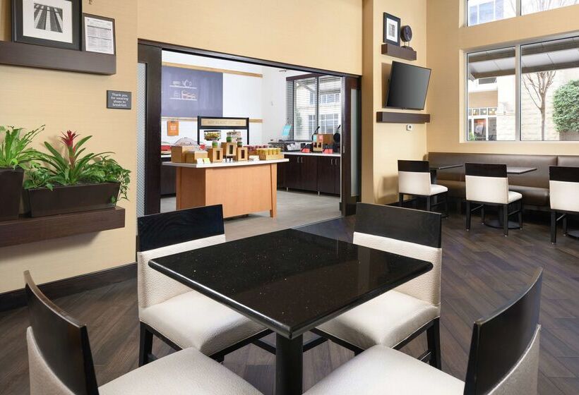 Hampton Inn & Suites Chattanooga/downtown