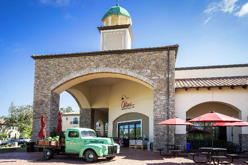 Hampton Inn & Suites Windsor  Sonoma Wine Country