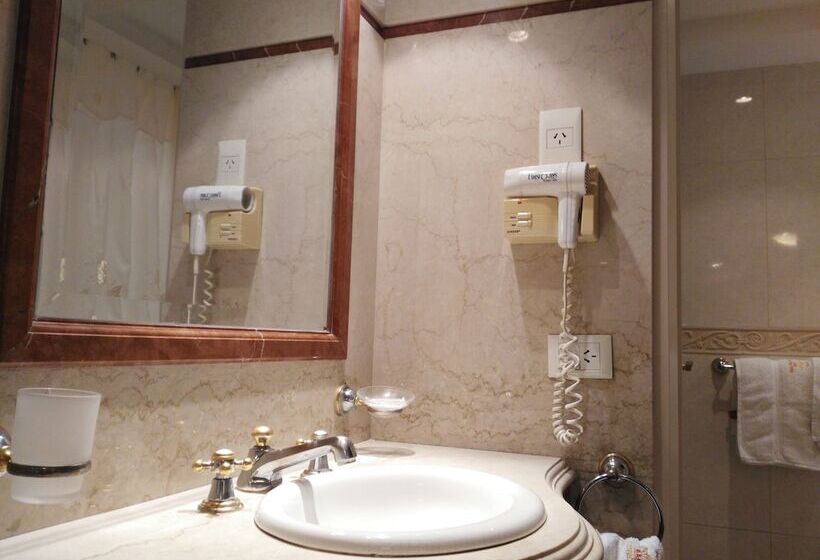 Hôtel A&b Internacional