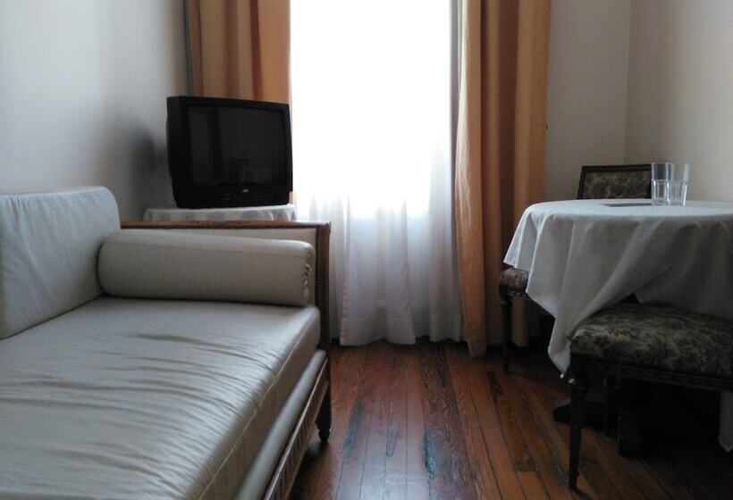 Hôtel A&b Internacional