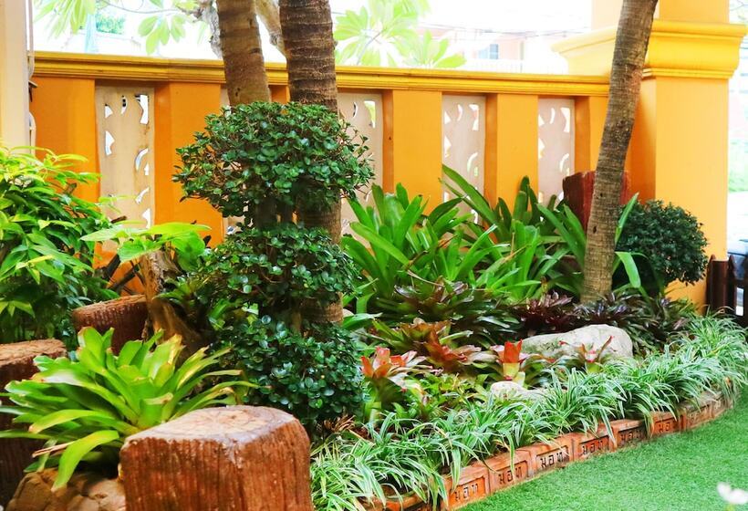 Aiyaree Place Hotel Sha Plus