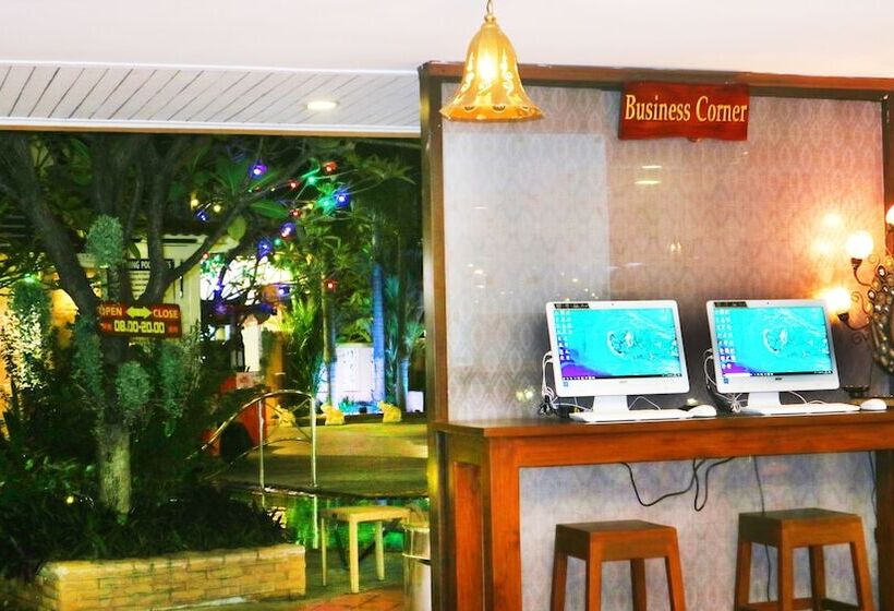 Aiyaree Place Hotel Sha Plus