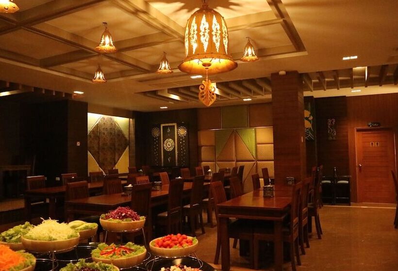 Aiyaree Place Hotel Sha Plus