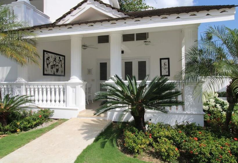 Albachiara Hotel   Las Terrenas