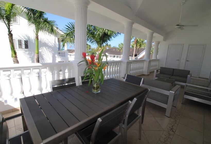 Albachiara Hotel   Las Terrenas