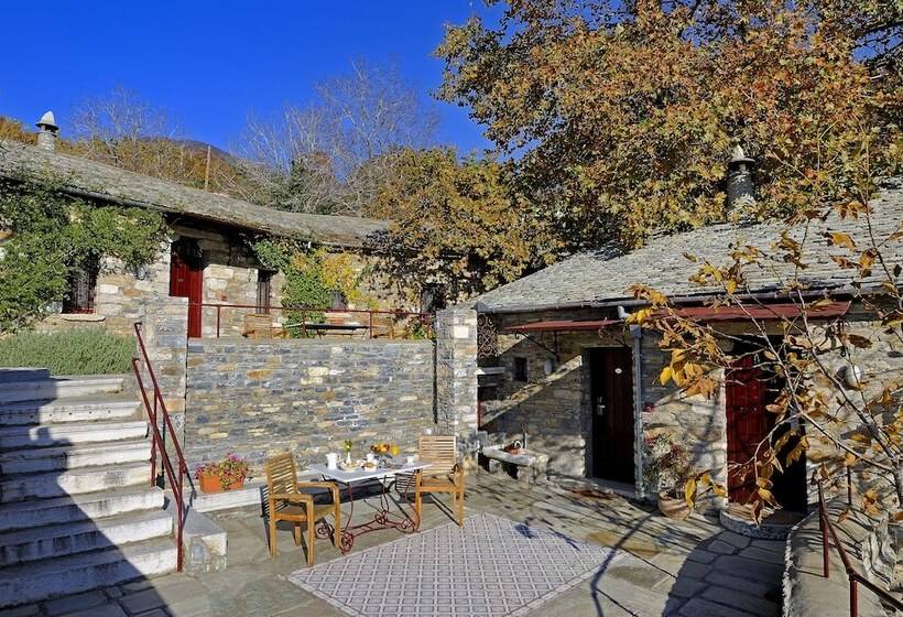 בית מלון כפרי Anovolios Boutique