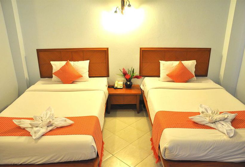 ホテル Aonang President