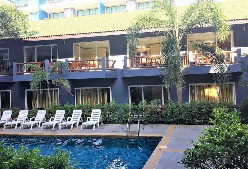 فندق Aonang Village Resort