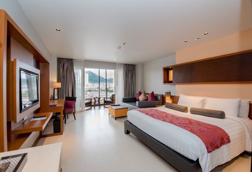 Ashlee Hub Hotel Patong