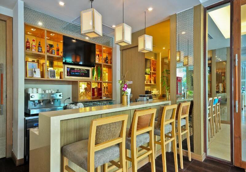 Ashlee Plaza Patong Hotel & Spa