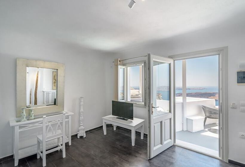 ホテル Avianto Suites