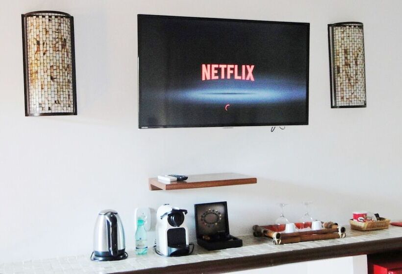 בית מלון כפרי Azeda Boutique