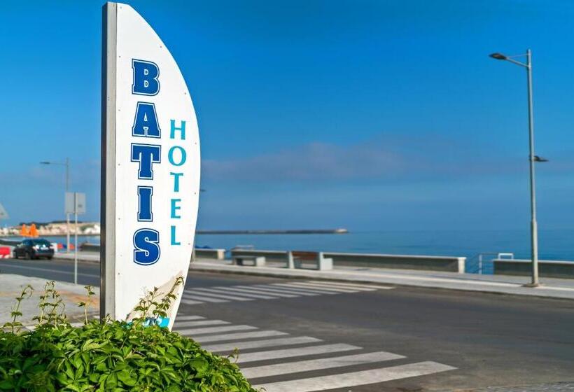 酒店 Batis Beach