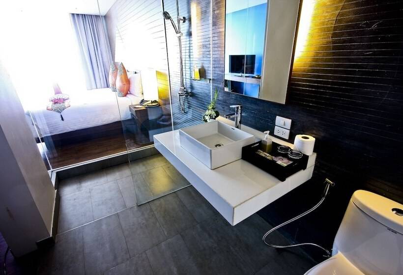 Отель Beyond Krabi