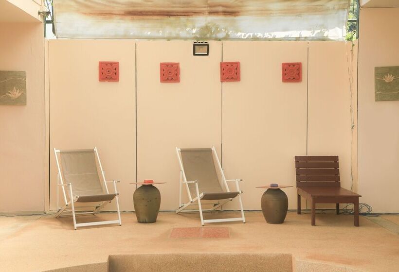 호텔 Boondaree Home Resort