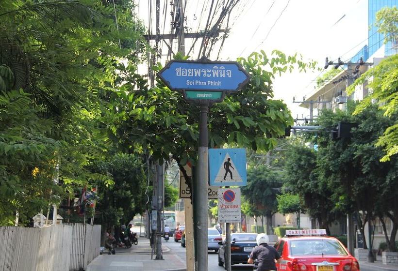 B.s. Court Hotel Sathorn