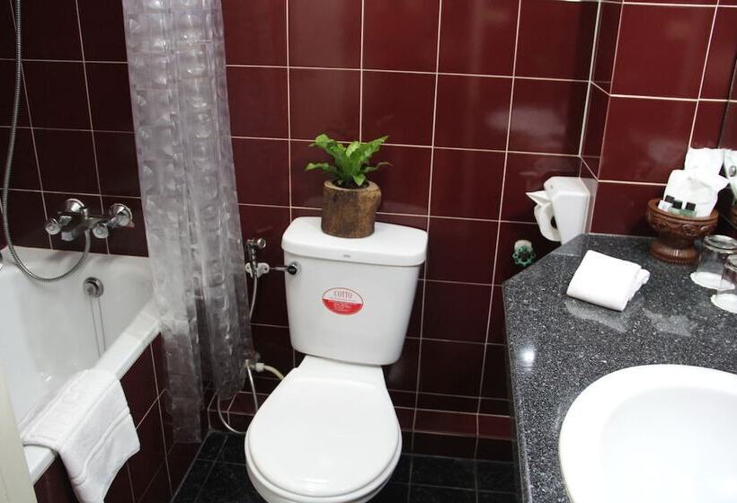 B.s. Court Hotel Sathorn