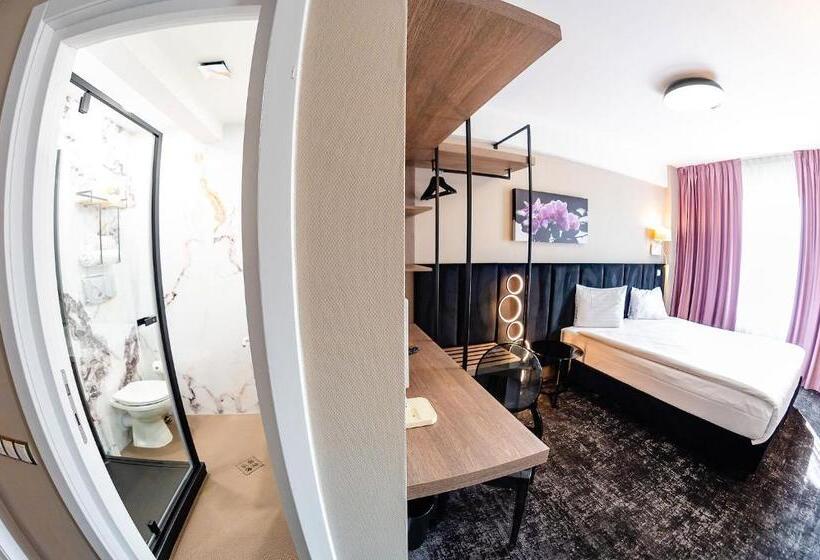 Business Hotel Conference Center & Spa