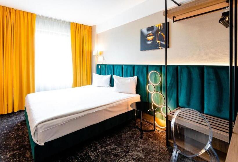 Business Hotel Conference Center & Spa