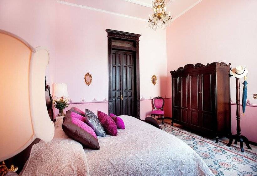 Отель Casa Azul Monumento Historico