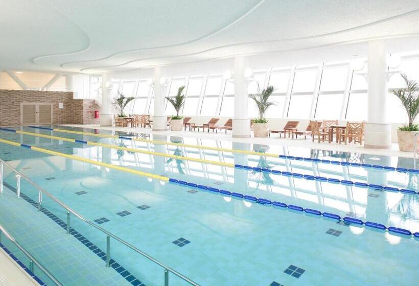 בית מלון כפרי City Plaza Osaka