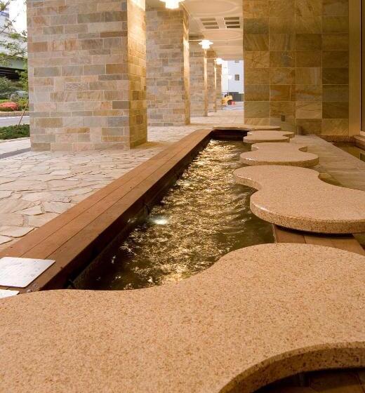 בית מלון כפרי City Plaza Osaka