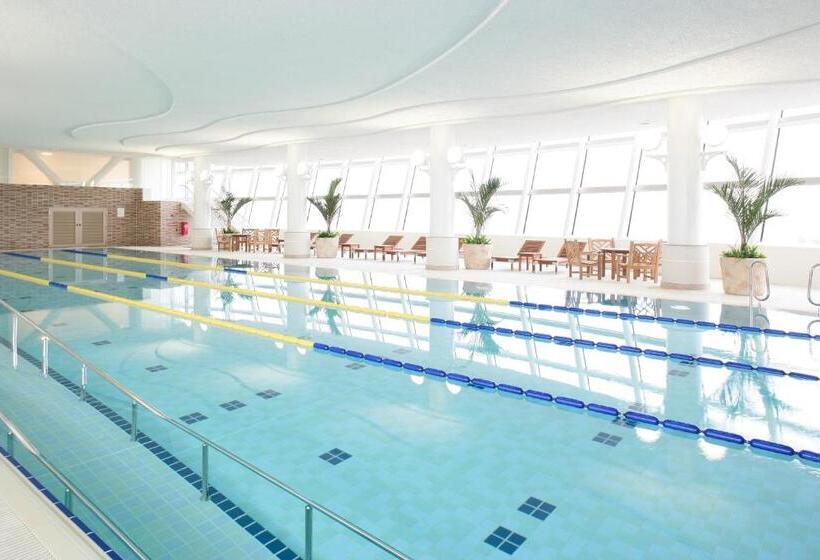 בית מלון כפרי City Plaza Osaka