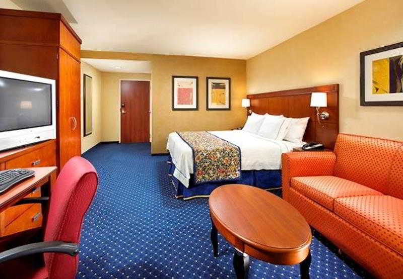 فندق Courtyard By Marriott Sacramento Cal Expo