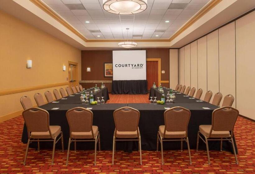 فندق Courtyard By Marriott Sacramento Cal Expo