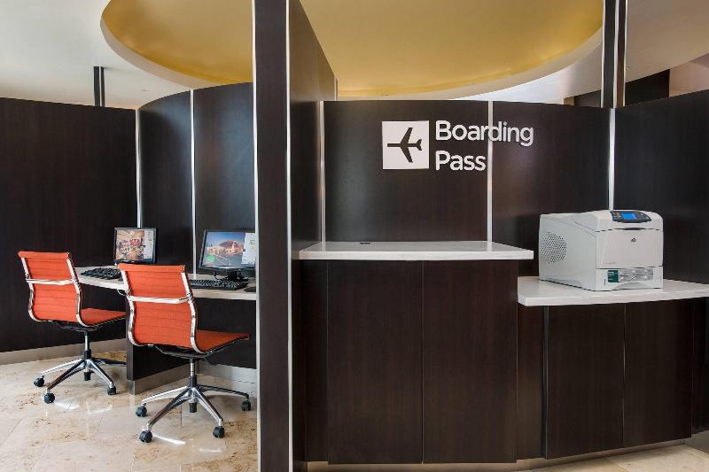 فندق Courtyard By Marriott Sacramento Cal Expo