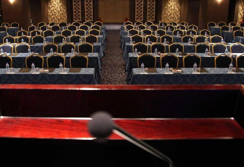 Cratos Premium Hotel Casino & Spa