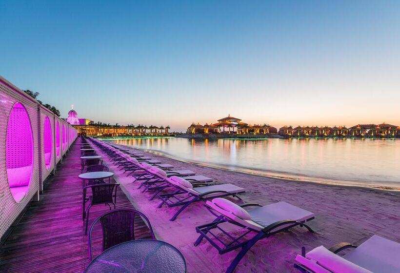 Cratos Premium Hotel Casino & Spa